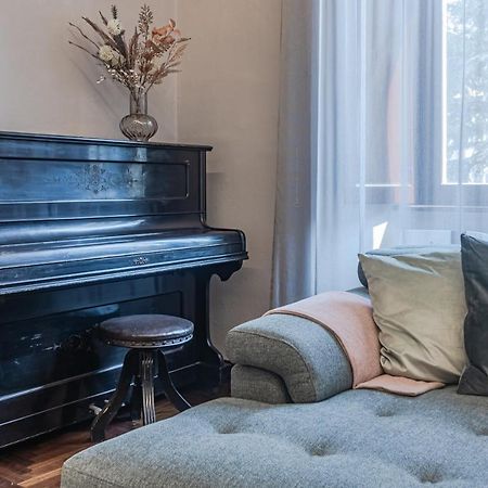 5 Min Historic Center Luxury White Lotus Mansion Apartment Como Bagian luar foto