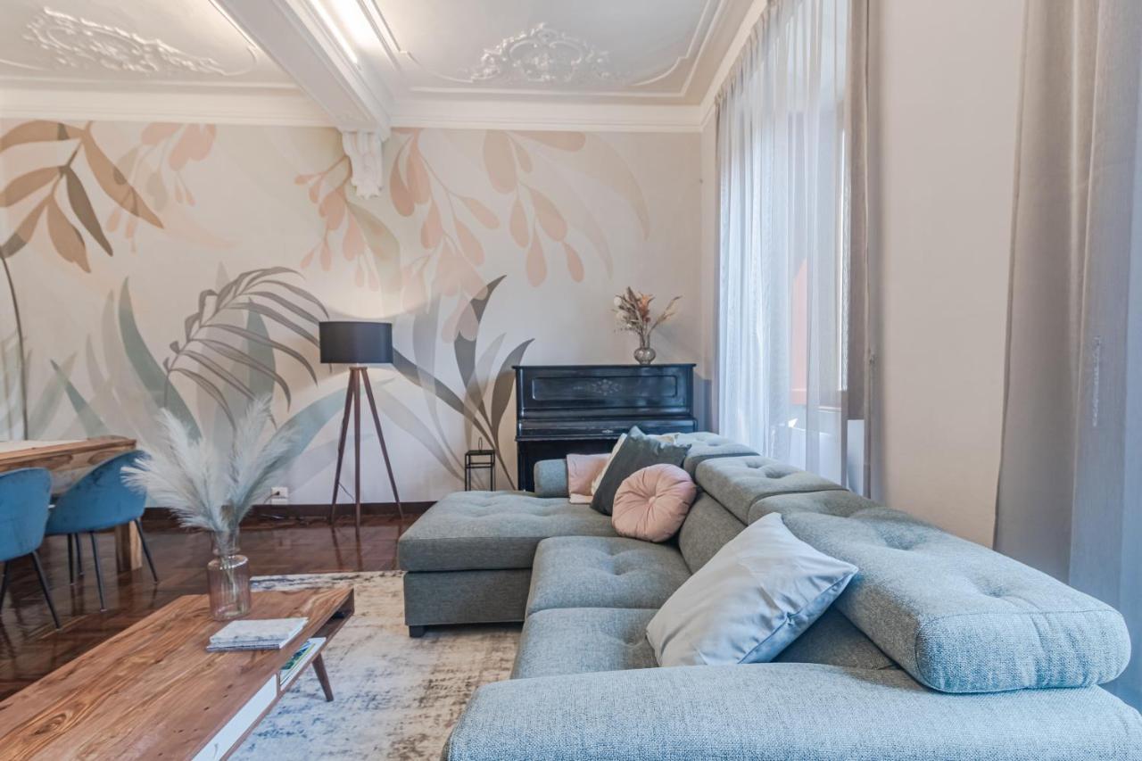 5 Min Historic Center Luxury White Lotus Mansion Apartment Como Bagian luar foto
