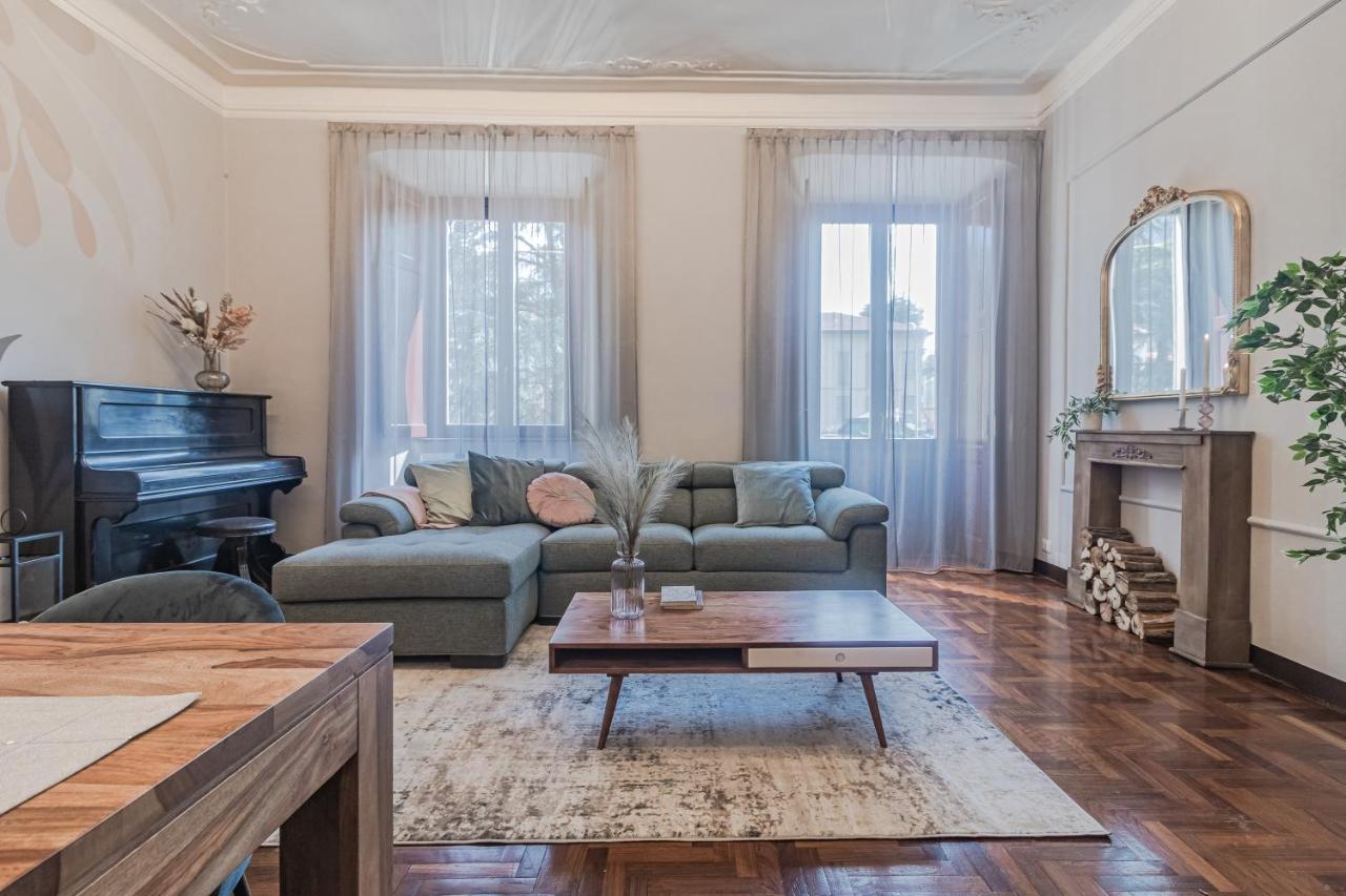 5 Min Historic Center Luxury White Lotus Mansion Apartment Como Bagian luar foto